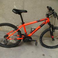 BICICLETTA 26" BTWIN ROCKRIDER 500