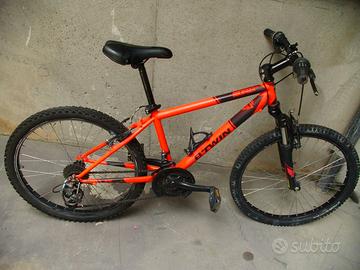 BICICLETTA 26" BTWIN ROCKRIDER 500