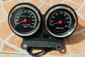 Harley Davidson contamiglia e contagiri strumenti