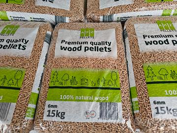 Pellet in sacchetti Abete e pino 6.90 euro