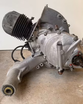 Motore vespa 50