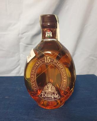 Dimple 15 Year Old De Luxe Scotch Whisky