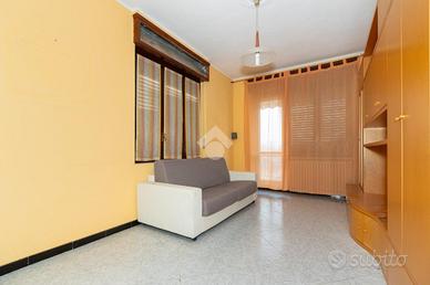 2 LOCALI A CASELLE TORINESE