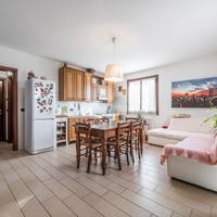 Trilocale di recente costruzione con Terrazzo e ga