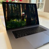 MacBook Pro 15” 2018 Space Gray