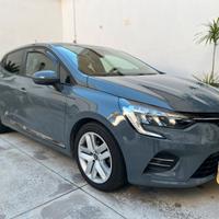 RENAULT CLIO 5 GRIGIO FINANZA TCe 12V 100 CV GPL