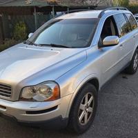 VOLVO XC90 2.4 D5 185 CV AWD Momentum
