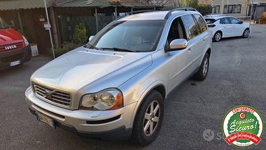 VOLVO XC90 2.4 D5 185 CV AWD Momentum