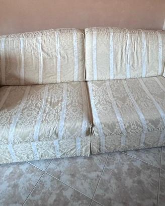 Poltrone e Sofà – Divano elegante