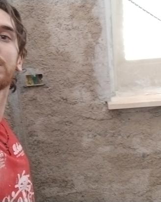 muratore operaio edile smontaggi