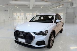 AUDI Q3 45 TFSI e S tronic Business