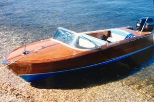 Motoscafo in legno con motore selva 40 cv