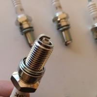 KIT CANDELE ACCENSIONE NGK SPARK PLUG ZÜNDKERZEN