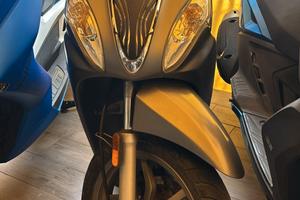 Kymco People One 150