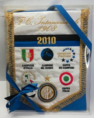 Gagliardetto Ufficiale Inter Triplete 2010 -Nuovo-