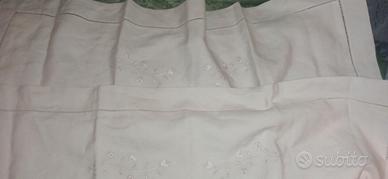 lenzuolo puro lino con ricami e pizzi