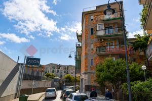 Appartamento Portici [1715 Manfre 285VRG]