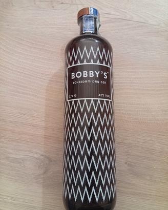 Bottiglia vuota di Bobby's Gin