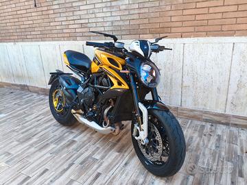 MV Agusta dragster 800 RR scs  