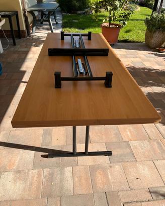 tavoli chiudibili, sedie scocca in pvc