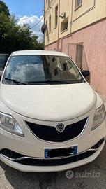 Lancia Ypsilon 1.2 GPL 69 CV – 2017 – 151.000 km