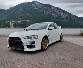 MITSUBISHI Lancer Evolution - 2011