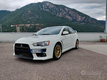 MITSUBISHI Lancer Evolution - 2011