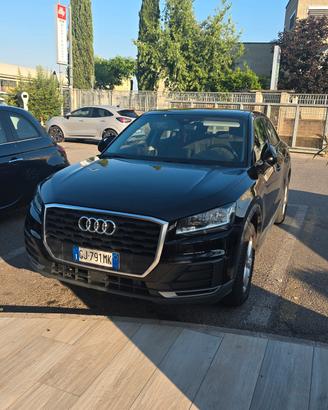 Audi Q2 business  S-tronic 7 rapport FULL OPTIONAL