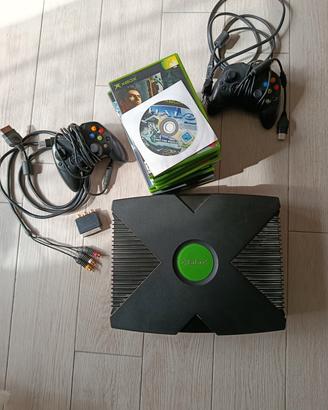 XBOX consolle piú 12 giochi.