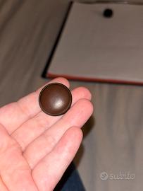 1BOTTONE NUOVO ROTONDO VERA PELLE E BRONZO O OTTON