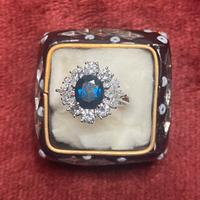 Anello antico con Zaffiro e Diamanti