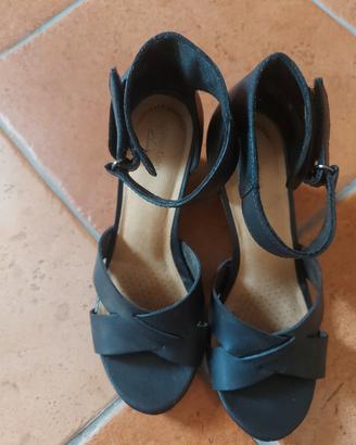 Sandalo Clarks