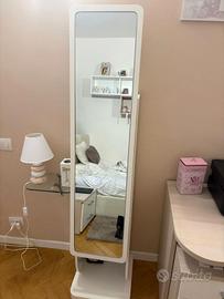 specchiera con vano interno