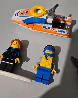 LEGO City 60011 - Salvataggio con Moto d'Acqua (Su
