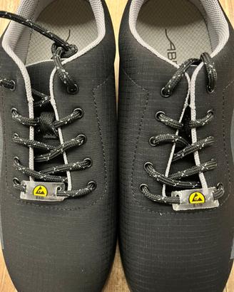 Scarpe NUOVE da lavoro ESD num 43