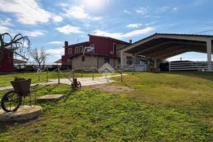 CASA SEMINDIPENDENTE A MONTALTO DI CASTRO