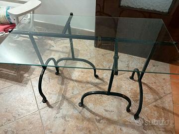 tavolini in ferro battuto