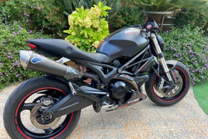 Ducati monster 696plus