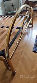 Letto matrimoniale in OTTONE con rete a doghe