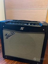 Amplificatore Fender Mustang 2 (v2)