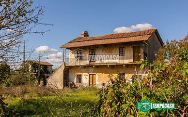 CASCINA DA RISTRUTTURARE CON TERRENO