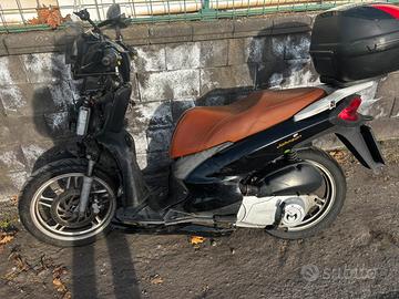 Malaguti Centro 125 del 2008 incidentato