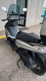 Piaggio Beverly 300