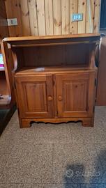 Mobiletto in legno stile rustico in abete