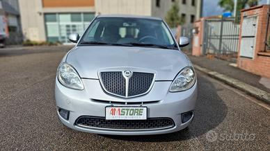Lancia Ypsilon 1.4 Argento Ecochic GPL