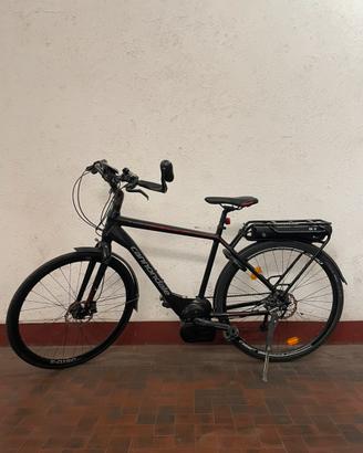 Bici cannondale elettrica da passeggio