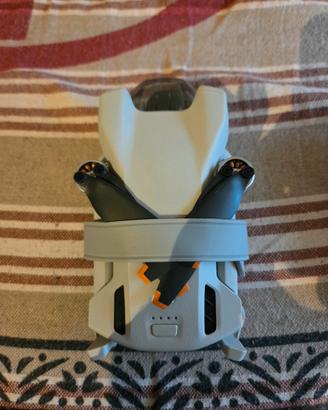 DJI Mini 3 + Radiocomando DJI RC + Borsa