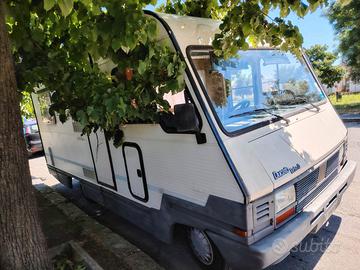 Motorhome  Safariways su ducato 1.9 turbo diesel