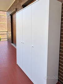 Armadio IKEA KLEPPSTAD 3 ante bianco