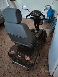scooter elettrico anziani o disabili 